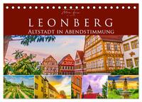 Leonberg - Altstadt in Abendstimmung (Tischkalender 2025 DIN A5 quer), CALVENDO Monatskalender
