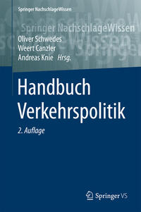 Vorderes Coverbild Handbuch Verkehrspolitik