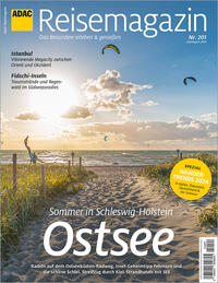 Vorderes Coverbild ADAC Reisemagazin mit Titelthema Schleswig-Holstein