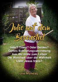 Julie auf dem Besenstiel
