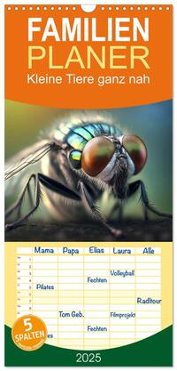 Familienplaner 2025 - Kleine Tiere ganz nah mit 5 Spalten (Wandkalender, 21 x 45 cm) CALVENDO