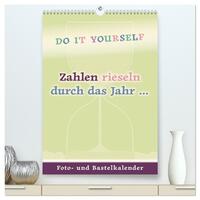 Zahlen rieseln durch das Jahr ... (hochwertiger Premium Wandkalender 2026 DIN A2 hoch), Kunstdruck in Hochglanz