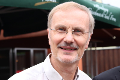 Bild des Mitwirkenden Dr. Kostrubala and the Invention of Running Therapy