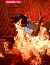 Vorderes Coverbild World Press Photo 2018