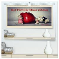 Bei Familie Maus zuhaus (hochwertiger Premium Wandkalender 2026 DIN A2 quer), Kunstdruck in Hochglanz